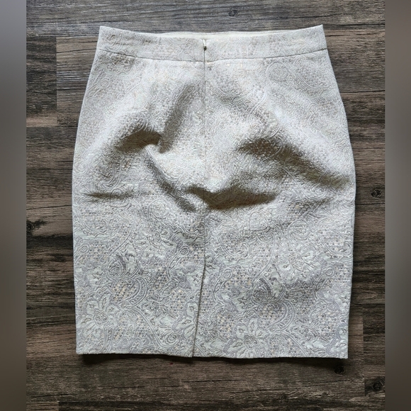 NWT J Crew Ivory Golden Shimmer Paisley Pencil Skirt - Picture 3 of 6